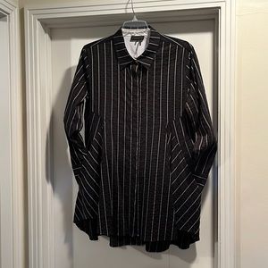 Donna Karan swing tunic.  Textured cotton/poly/spandex.  So FLATTERING!!